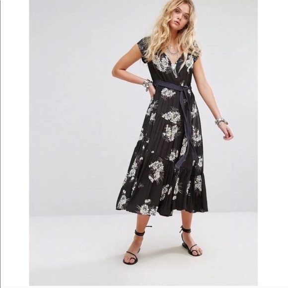 Free People Dresses & Skirts - Free People All I got Black Floral Maxi